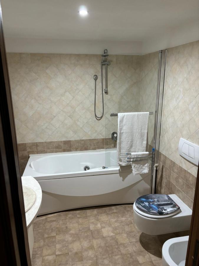 Boutique Rooms Trastevere Roma Ngoại thất bức ảnh