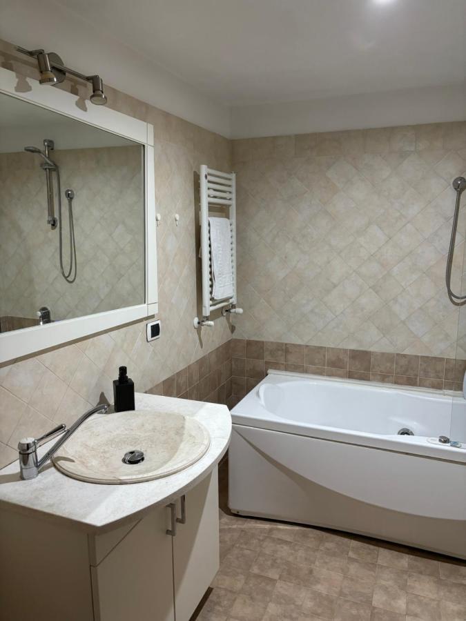 Boutique Rooms Trastevere Roma Ngoại thất bức ảnh
